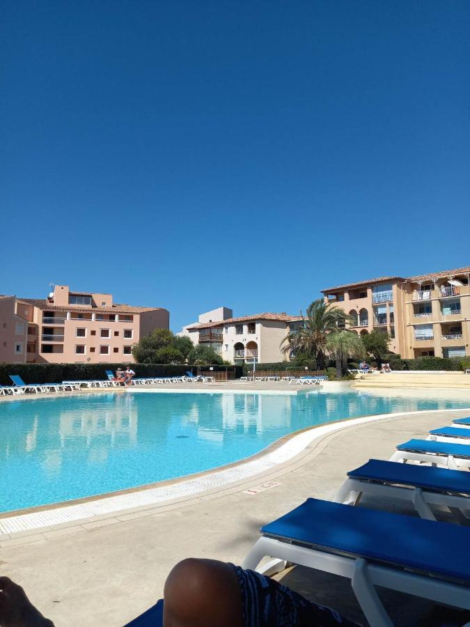 Apartmán Magnifique Rez De Jardin & Piscine & Bord De Mer Six-Fours-les-Plages Exteriér fotografie