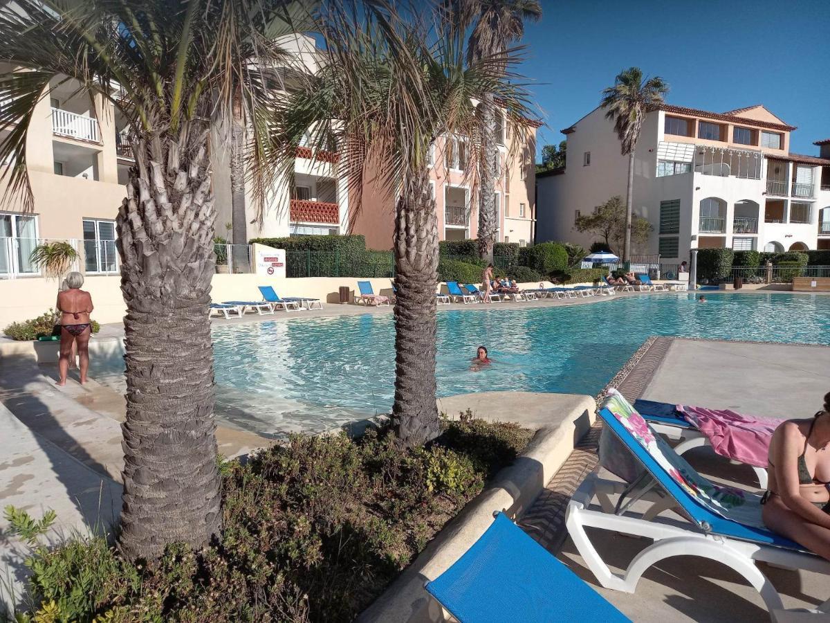 Apartmán Magnifique Rez De Jardin & Piscine & Bord De Mer Six-Fours-les-Plages Exteriér fotografie